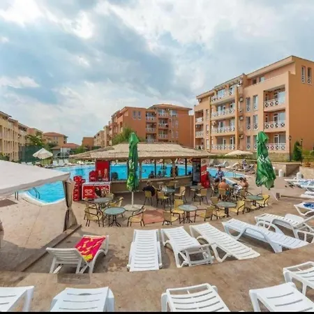 In Sunny Day 6 Complex Hotel *